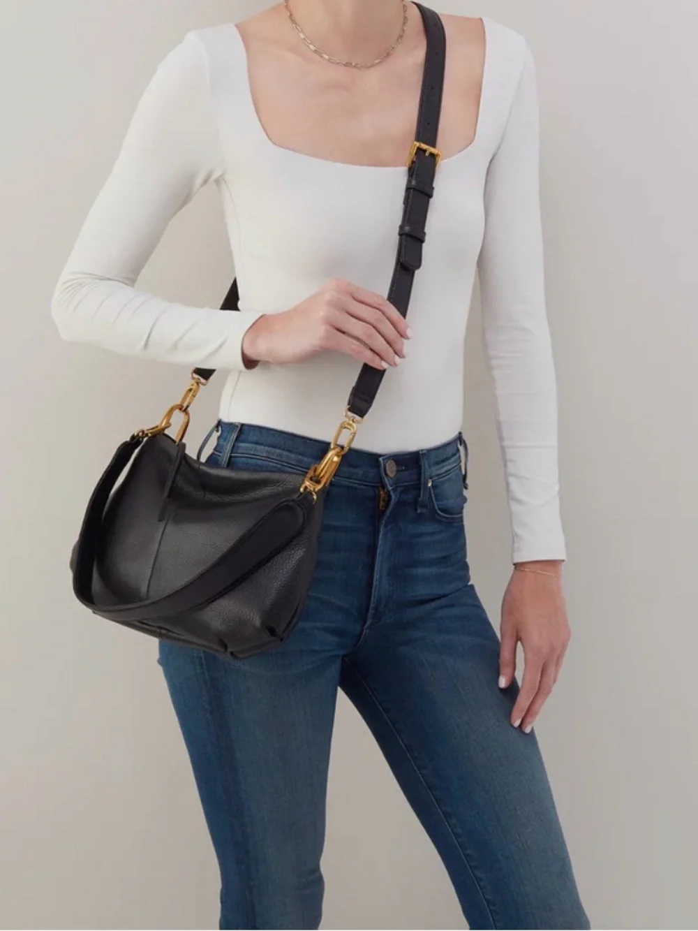 Hobo Black Leather Advanced Shoulder Crossbody Bag - Picture 8 of 10